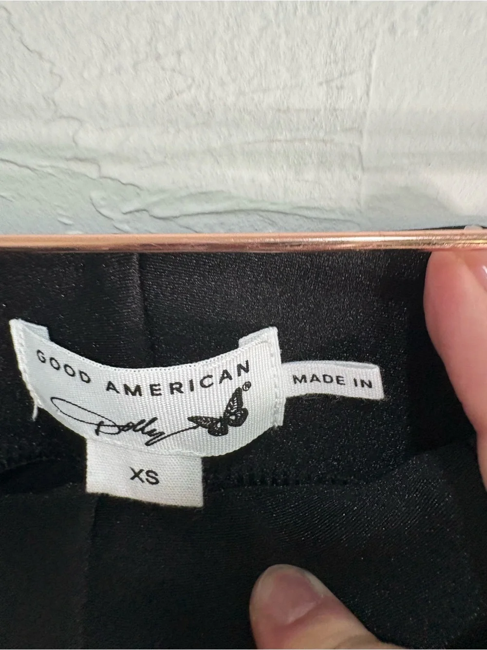 Good American Dolly Joleans pants